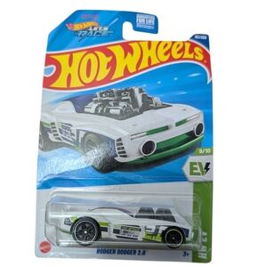 FREE! HOT WHEELS Rodger Dodger 2.0